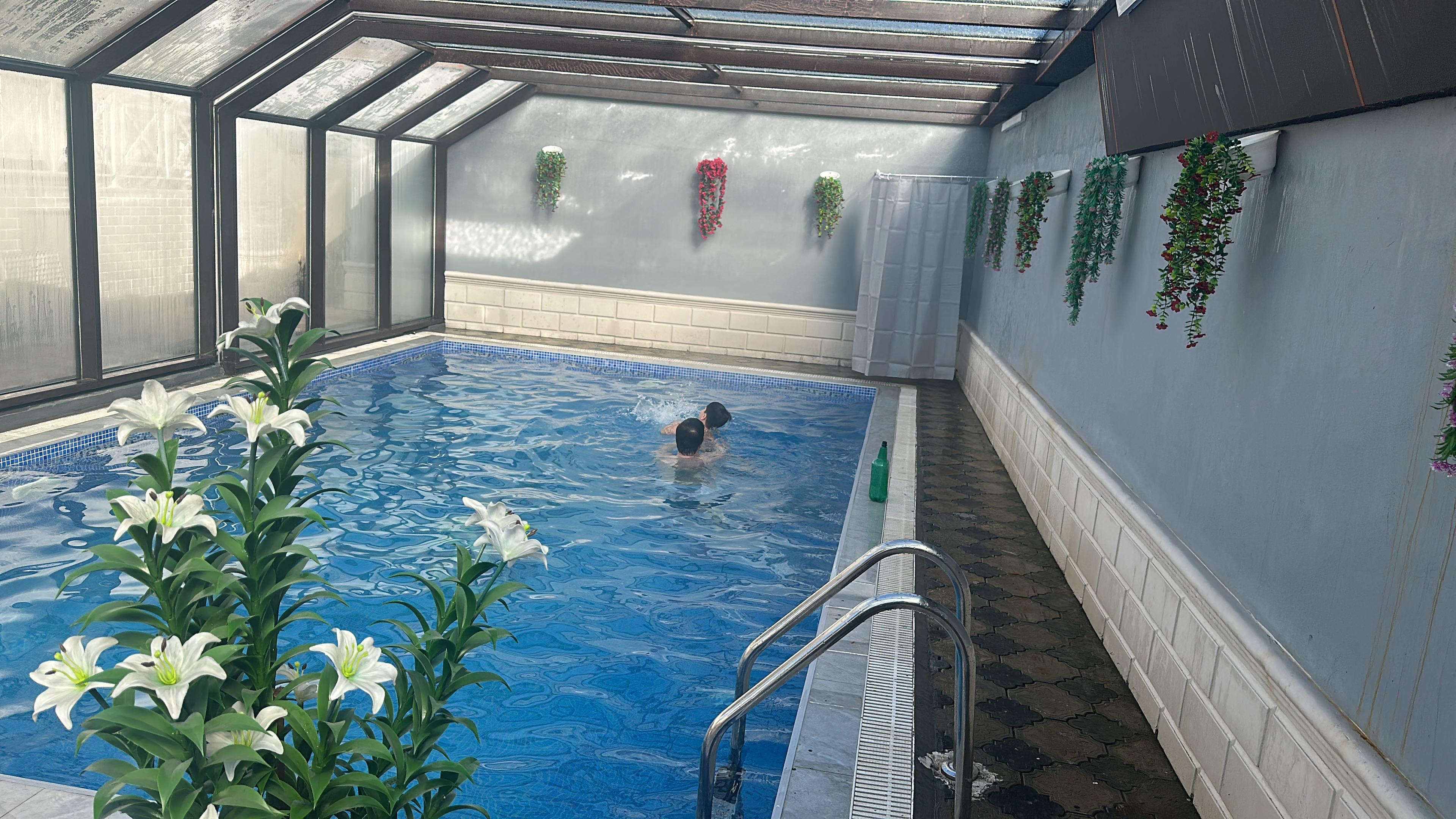 Qəbələ Qapalı Hovuzlu Villa